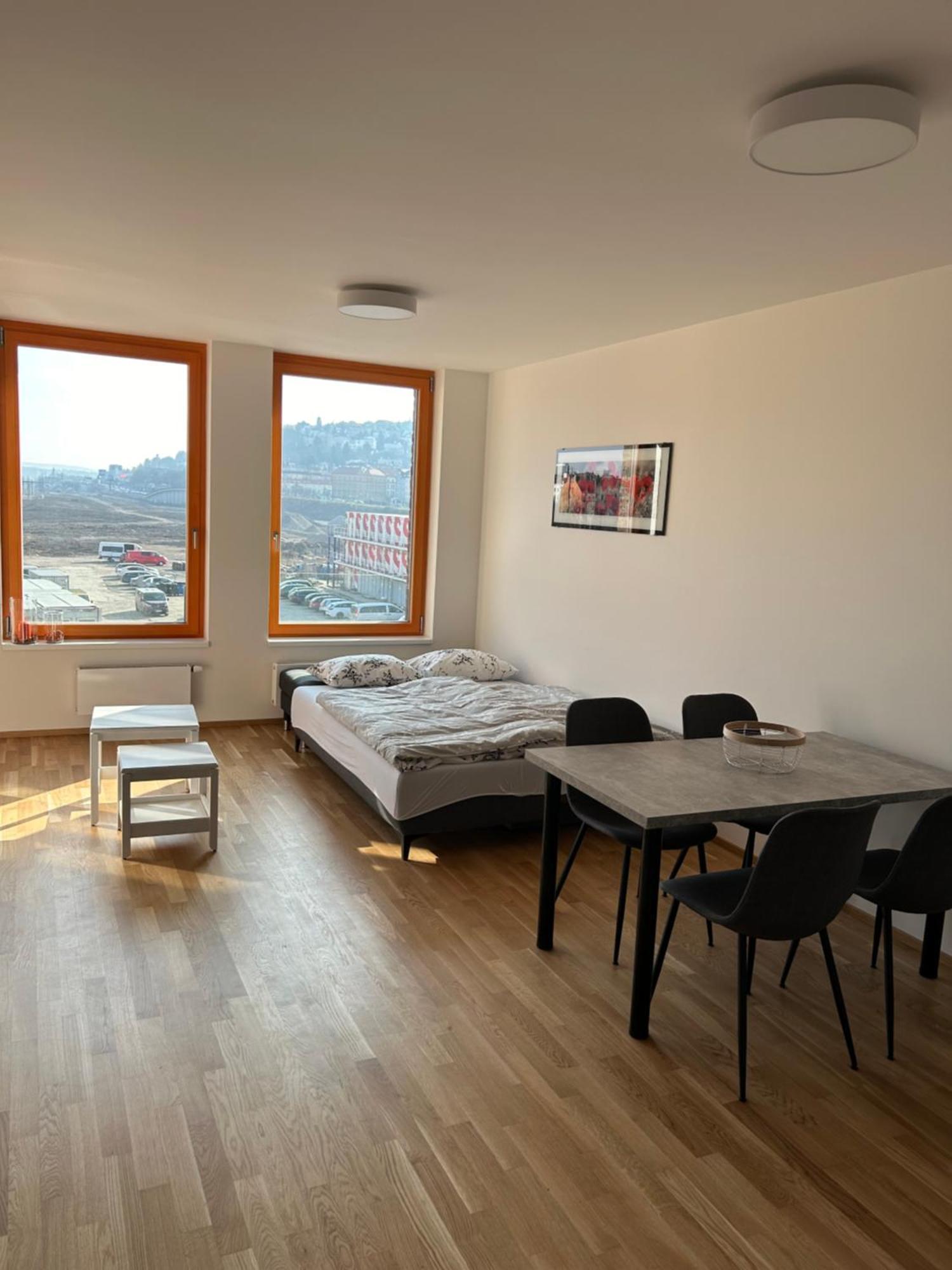 Prague Smichov Andel Apartment Exterior foto